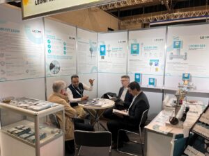 Leomi at Hannover messe (11)